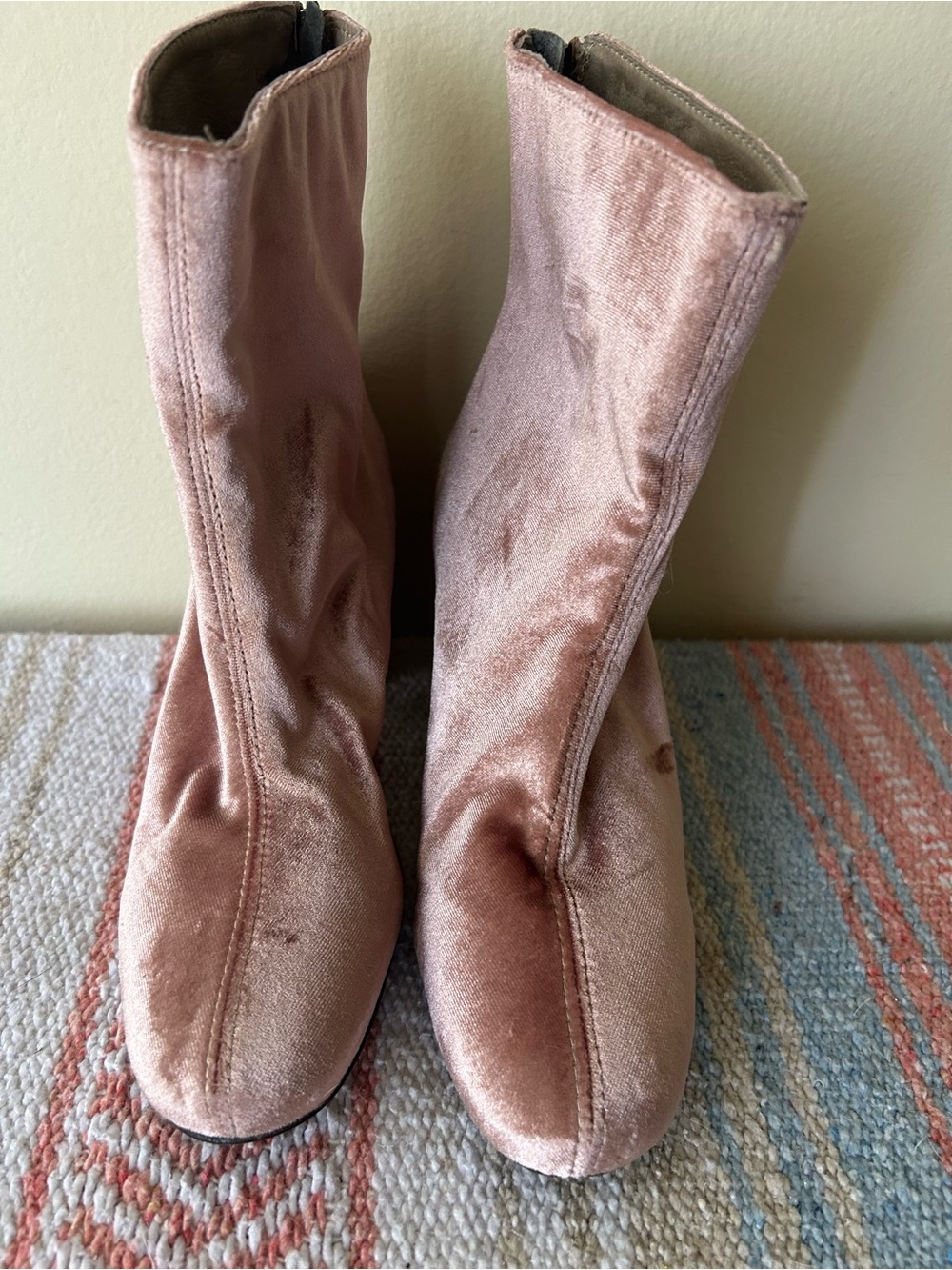 Women's Velvet Ankle Boots in Blush Pink